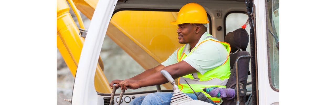 available job opening showing a Heavy Equipment Operator at work